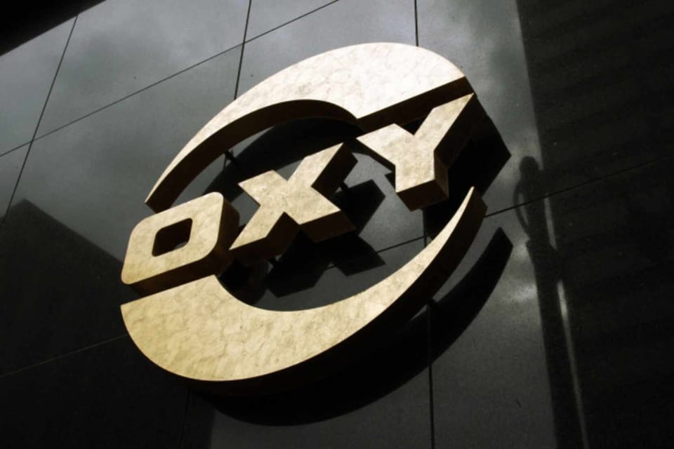 Warren Buffett Keeps Buying Occidental Petroleum— Why?